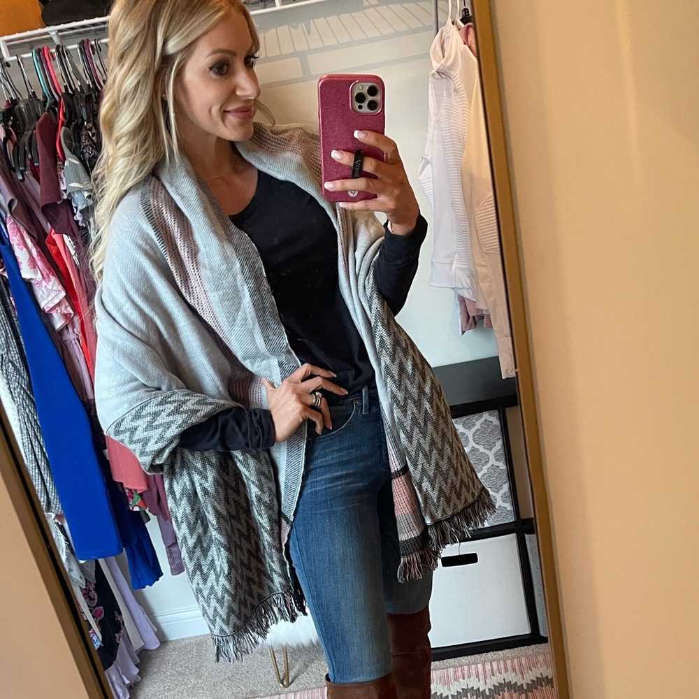 Express blanket scarf